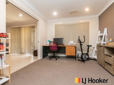 12 / 5 John Brass Place, Dubbo