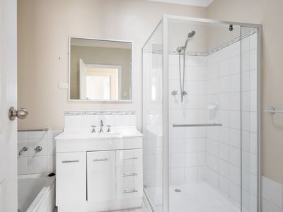 42 Lyall Street, Lamington