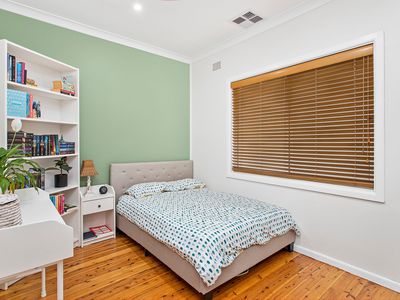 22 Parkes Street, Oak Flats
