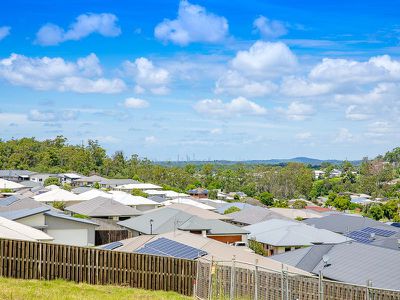 26 Stonecurlew Street, Upper Coomera