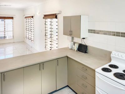 63 James Cct , Woodroffe