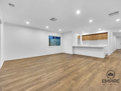 52 Grevillea Circuit, Clyde
