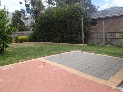 69 Glencairn Avenue, Hallam