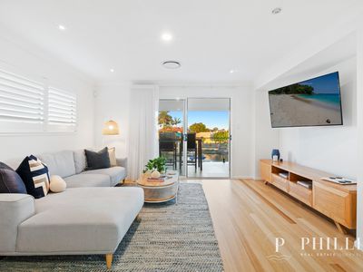 27 O'Grady Drive, Paradise Point