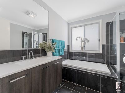 3 Kuttabul Road, Wadalba