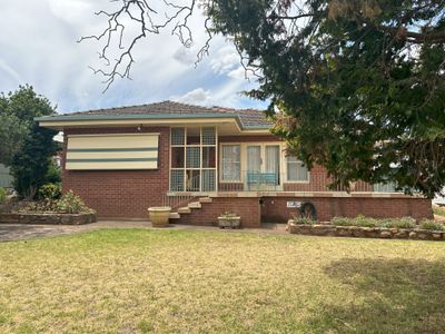 62 Orange Street, Parkes