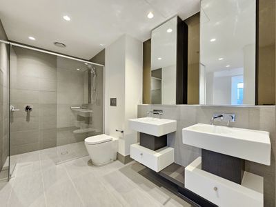 2012 / 260 Spencer Street, Melbourne