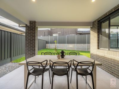 15 Marbleleaf Road, Woongarrah