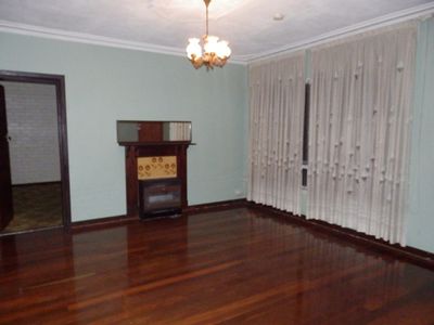 7 Beagle Place, Belmont