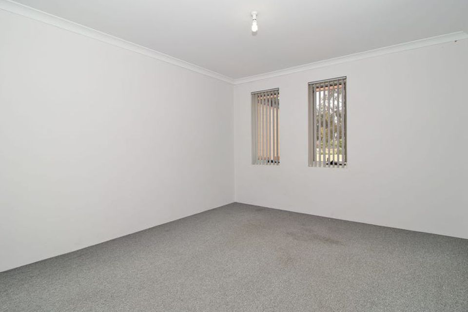 1 Ballaballa Close , Baldivis