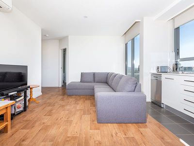 704 / 6-8 Charles Street, Charlestown