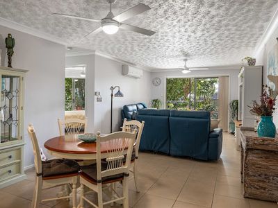 2 / 7 Parry Street, Tweed Heads South