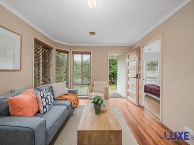 2 Hobday Place , Dunlop