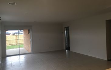 68 Viewbright Rd, Clyde North