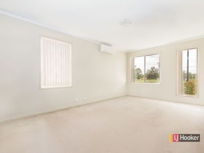 135 Doonside Crescent, Woodcroft