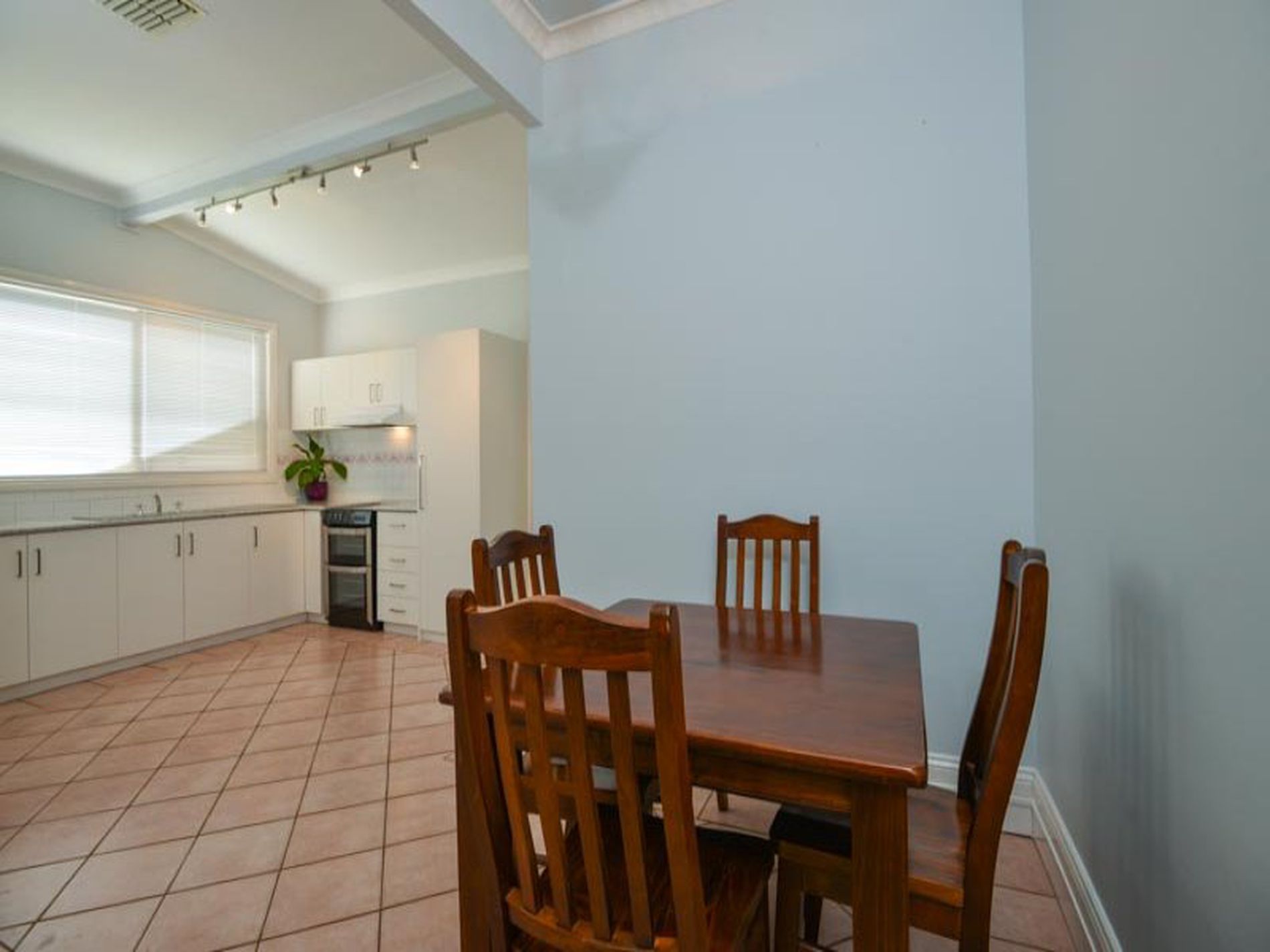 129 Hare Street, Piccadilly