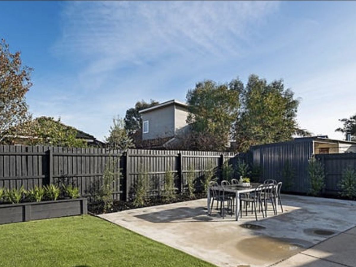59 Leinster Grove, Northcote