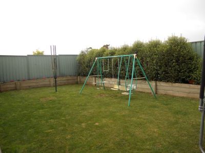 4 James Cook Avenue, Mount Gambier