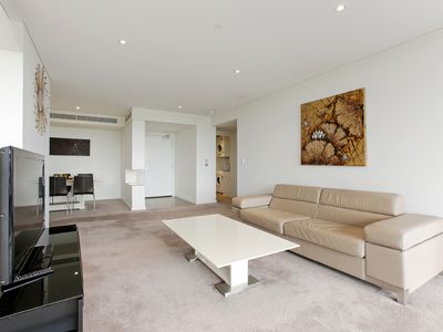 903 / 30 The Circus, Burswood