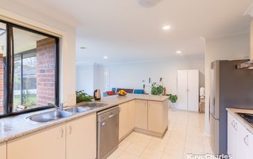 3 Castle Court, Beaconsfield