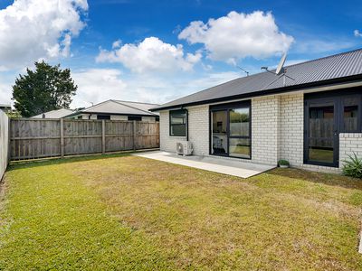 2 / 11 Forster Avenue, Hillcrest