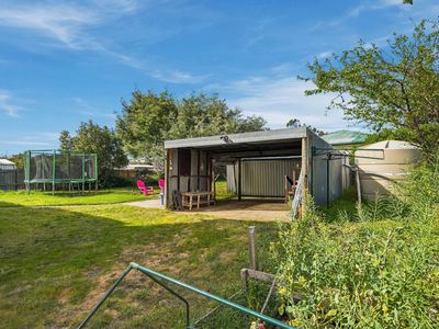 3 Lagoon Road, Carlton