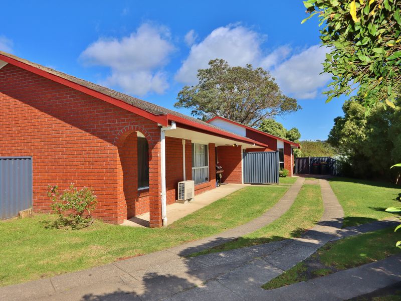 Real Estate Agent Eden Eden Realty