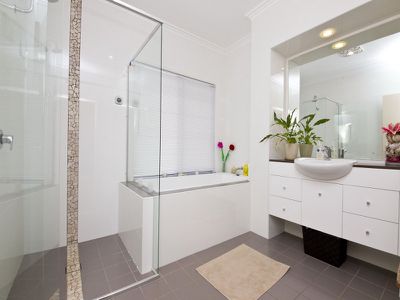 93 Glider Avenue, Darawank