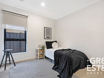 232 Duff Street, Cranbourne West