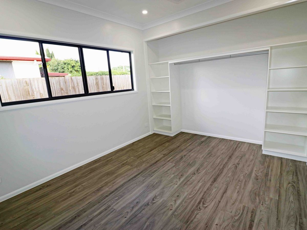 1 / 4 Canopus Circ, Atherton