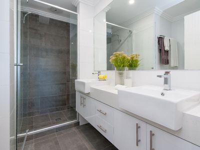 Unit 5/95 Flora Terrace, North Beach