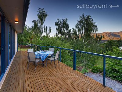 5 COOPER STREET, Mount Beauty