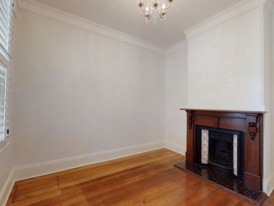 115 DAWSON STREET, Cooks Hill