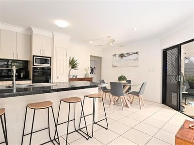 12 Chystanthus Street, Trinity Park