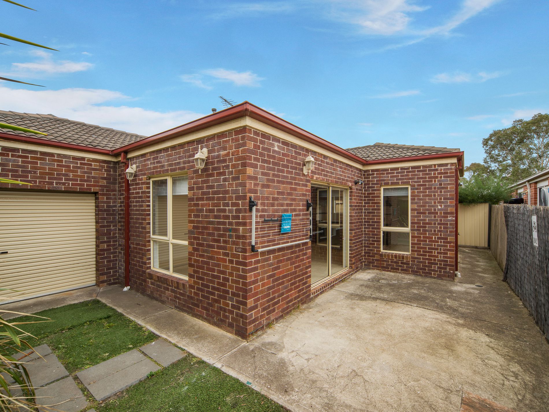 2 / 55 Walls Road, Werribee