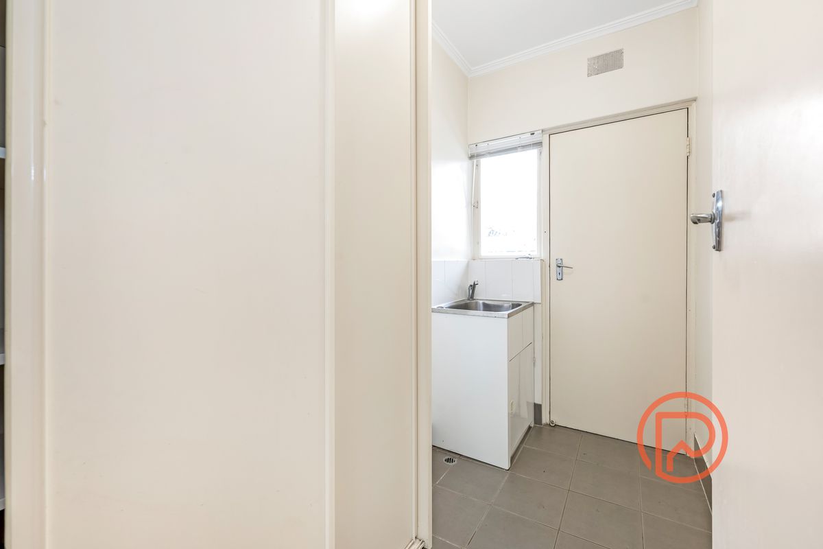 4 / 33 Collins Street, Enfield