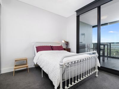 1910 / 1 Brushbox Street, Sydney Olympic Park