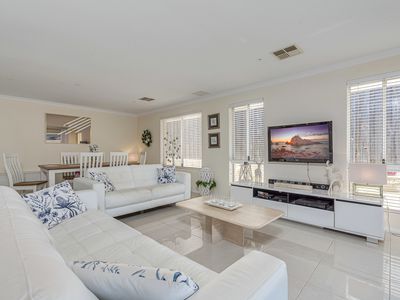 24 Spiral Flag Road, Yanchep