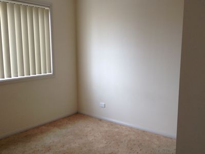 2 / 1 Oakland Avenue, Windang