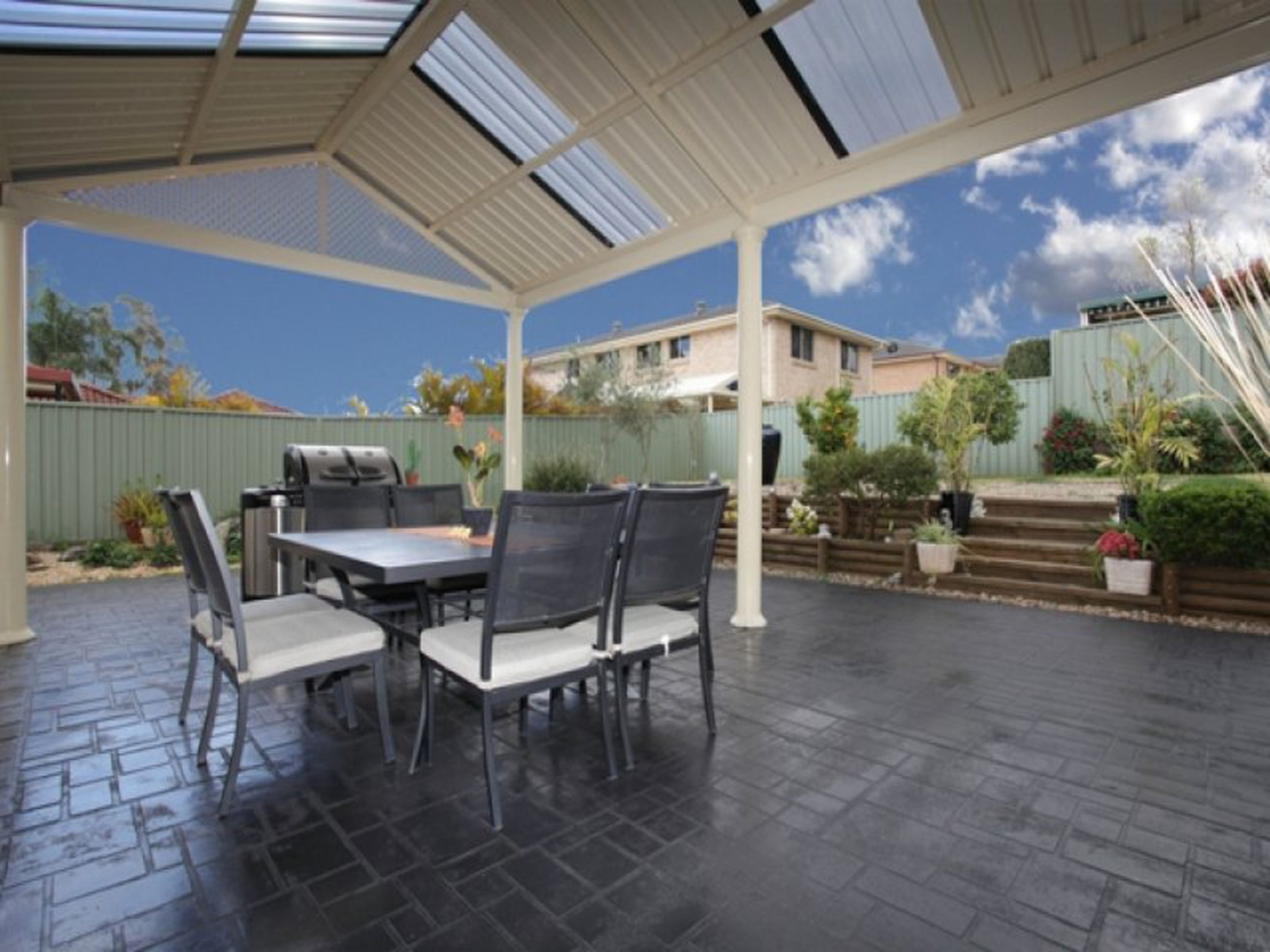 74 Glengarry Drive, GLENMORE PARK