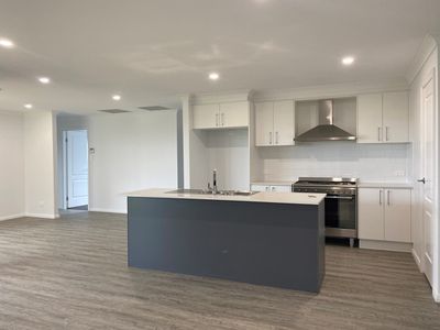 6 Bayou Avenue, Dubbo