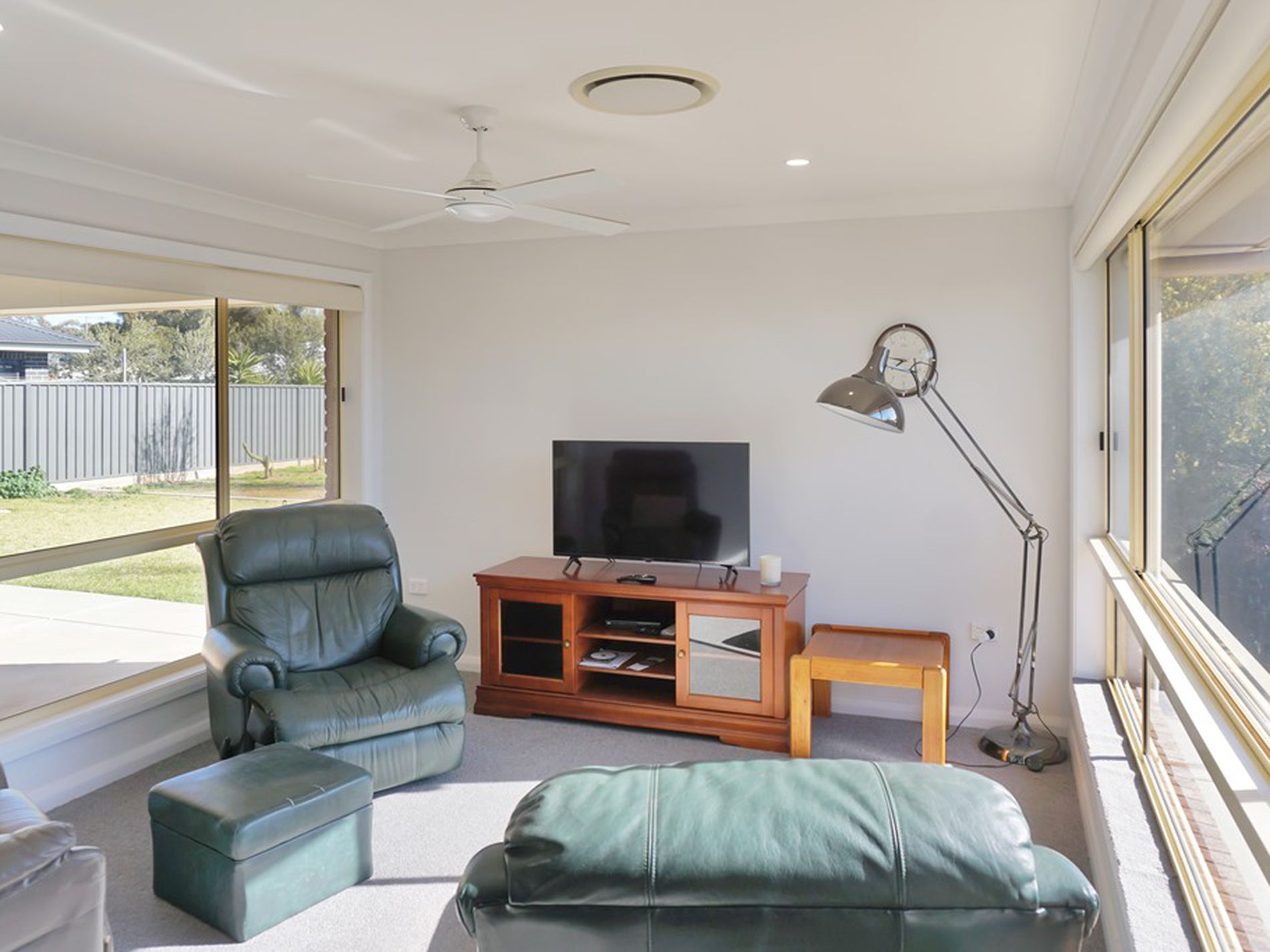20 Lady Mary Drive, West Wyalong