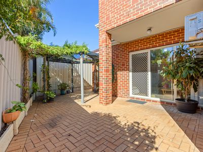 64A Moolyeen Road, Brentwood