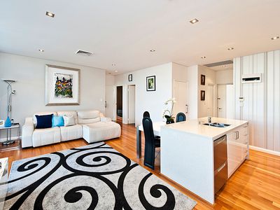 1 / 47 Tully Road, East Perth