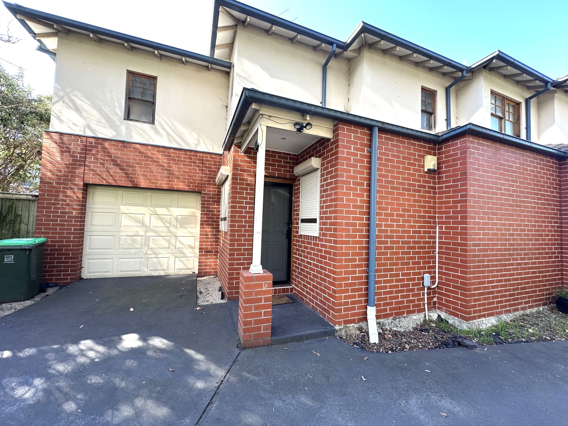 5 / 3 Merric Lane, Carnegie