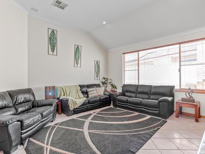 4 Luton Court, Canning Vale