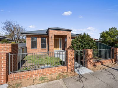 1 / 14  McGuinness Street, Euroa