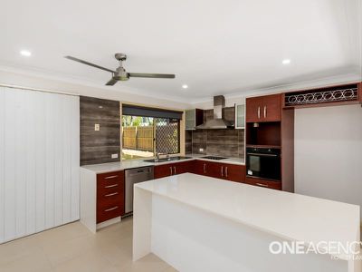 49 Banksia Cct, Forest Lake