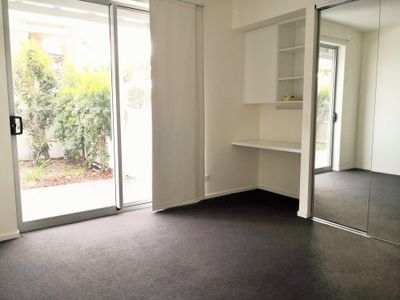 2 / 104-106 Central Lane, Gladstone Central