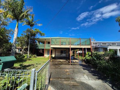 16 Diamond Head Drive, Sandy Beach